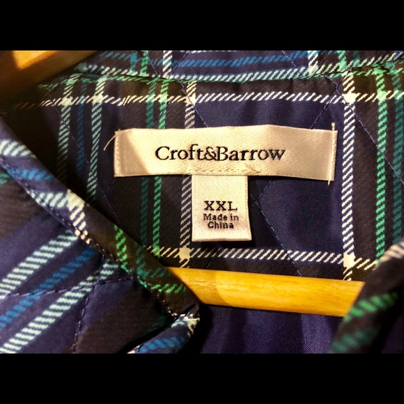 Women’s Croft & Borrow plaid vest - Picture 2 of 5